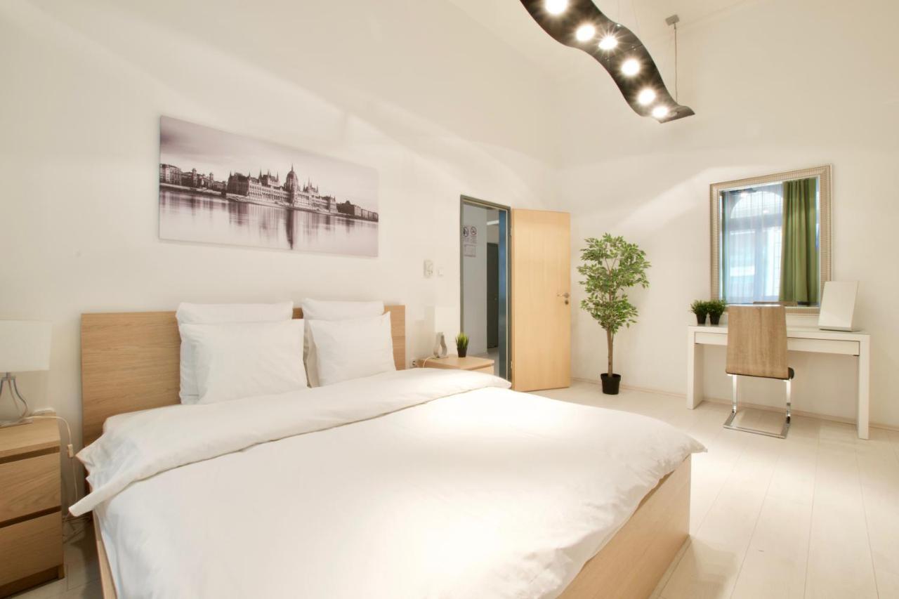 St. King 1 By Hi5 Apartments Βουδαπέστη Εξωτερικό φωτογραφία